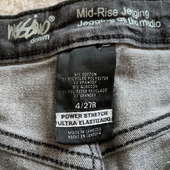 Mossimo Mid Rise Jegging - Picture 3 of 4